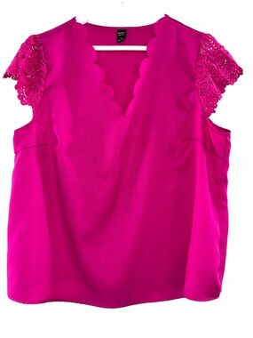 Eyelet Lace Cap Sleeve Top in Fuchsia by Tahari